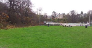 Man bottled and chased by gang from skate park