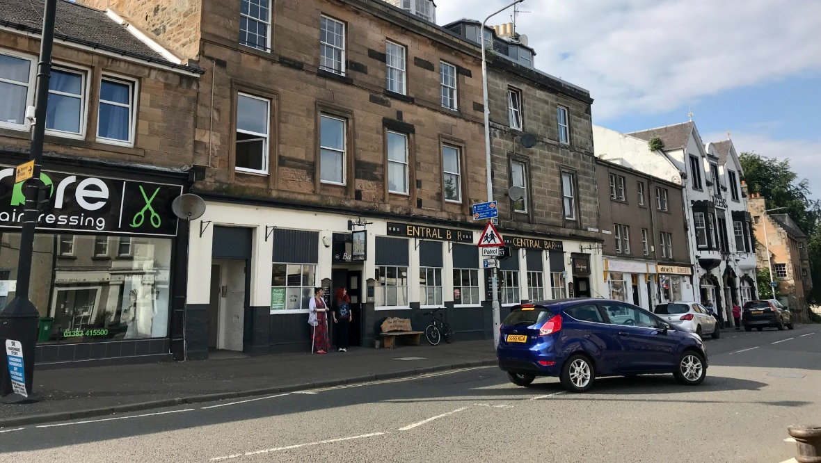 Pub vows to be ‘better neighbour’ after complaints