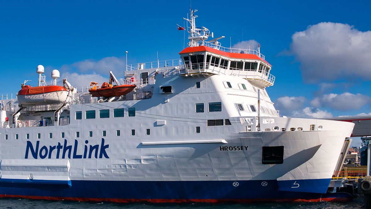 Scottish Government freezes Orkney and Shetland Isles ferry fares for winter period