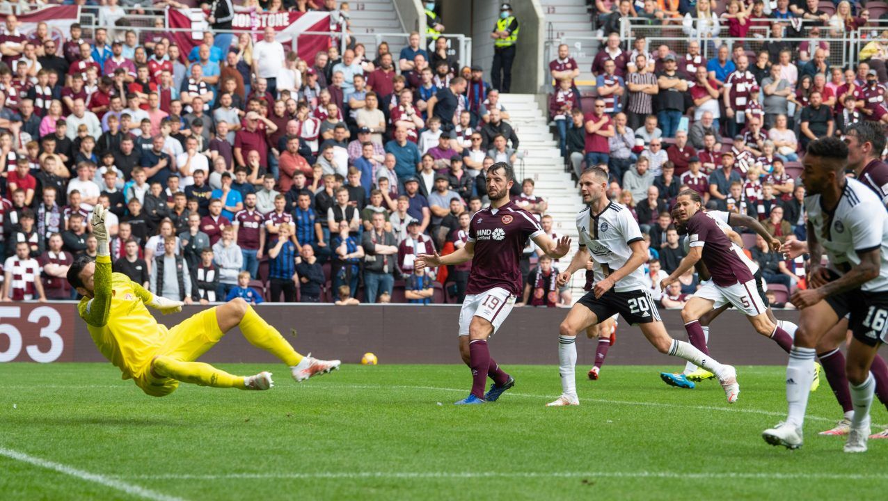 Ojo fires equaliser to rescue point for Aberdeen at Hearts
