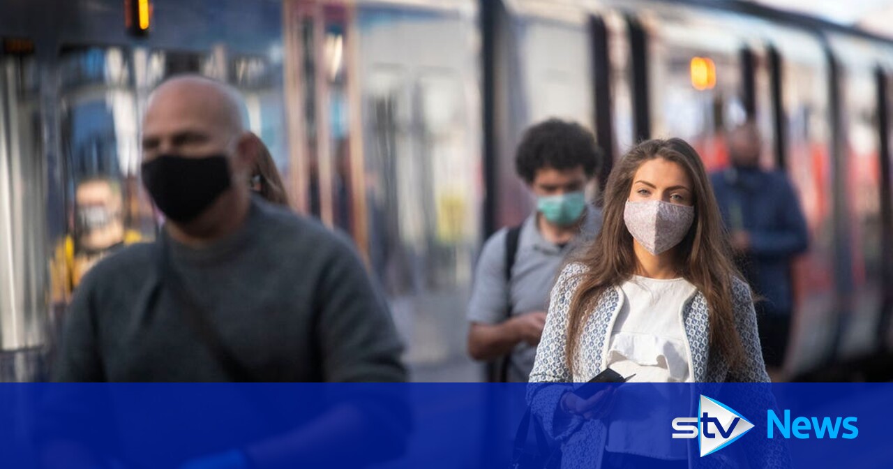 Edinburgh Festivalgoers reminded to wear face masks on trains STV News