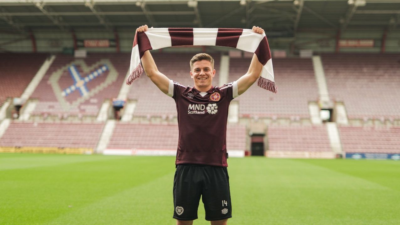 Cameron Devlin completes switch to Hearts on deadline day