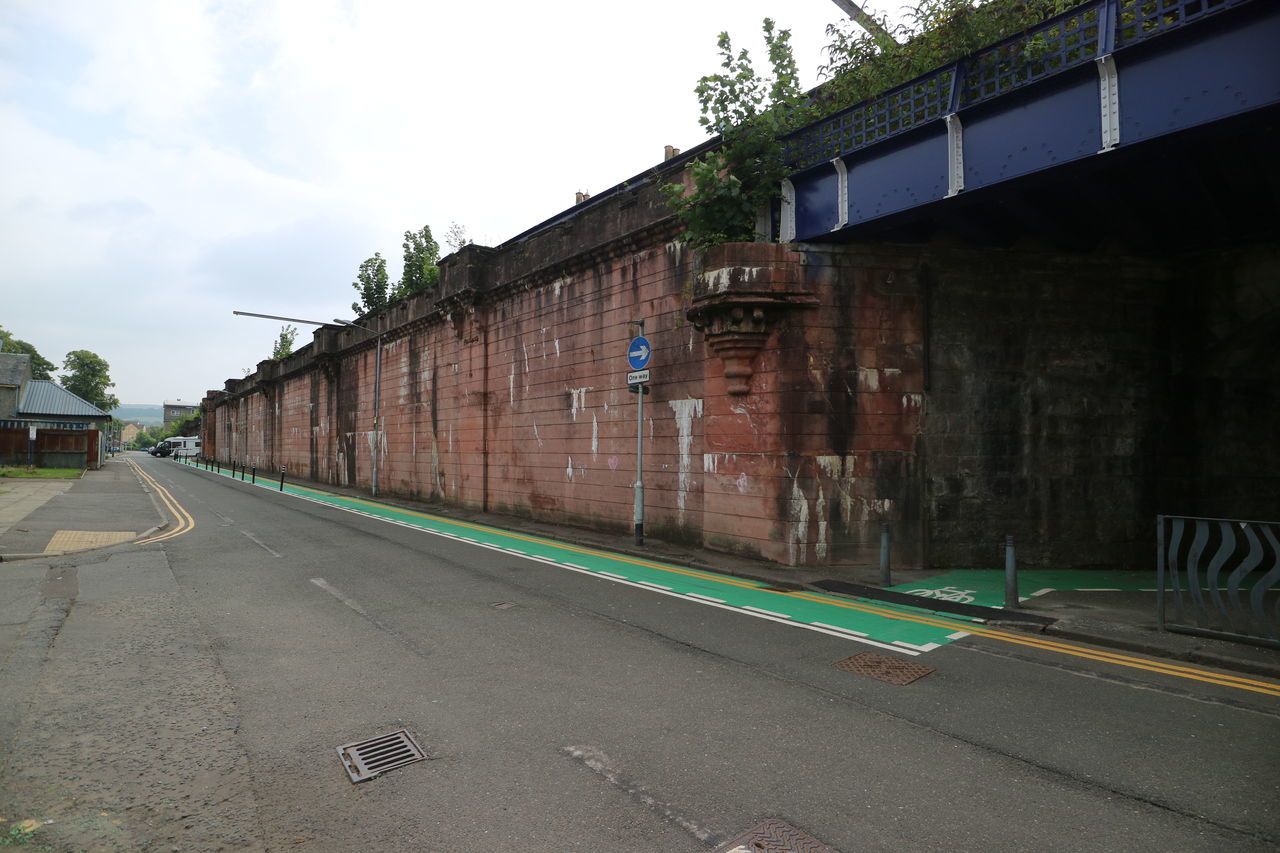 This bike lane can't be missed.