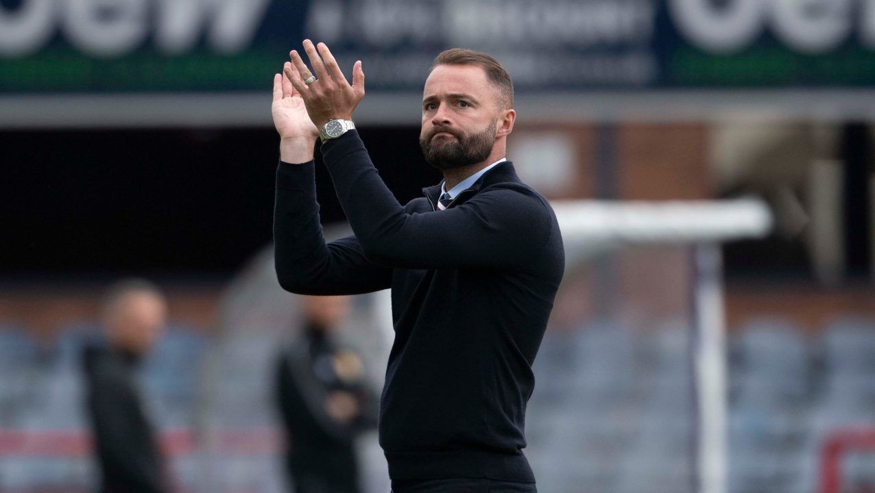 McPake urges Dundee to get crowd going against Hibs