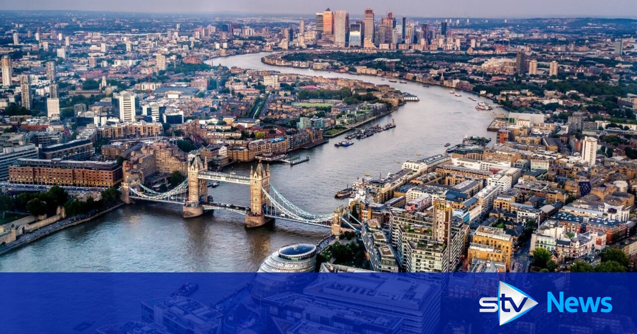 Tower Bridge In London Stuck Open Due To ‘technical Failure’ | STV News