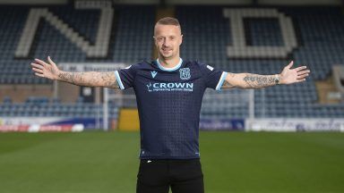 Celtic loan Leigh Griffiths to Dundee until end of season