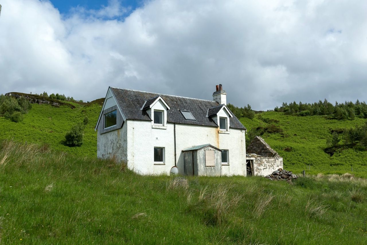 The remote cottage has gone on sale for £250,000.