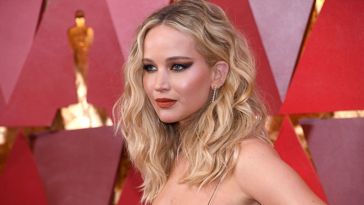 Hollywood star Jennifer Lawrence pregnant with first child