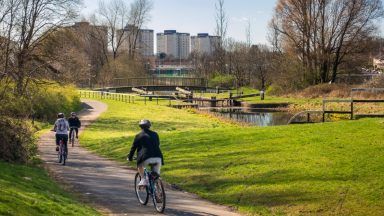 Glasgow council bosses hope to build 160 miles of cycle lanes in city