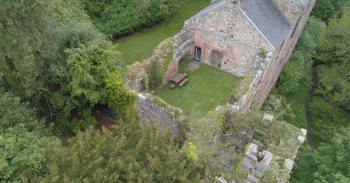 Ruins of Rosslyn Castle to be saved by holiday let transformation