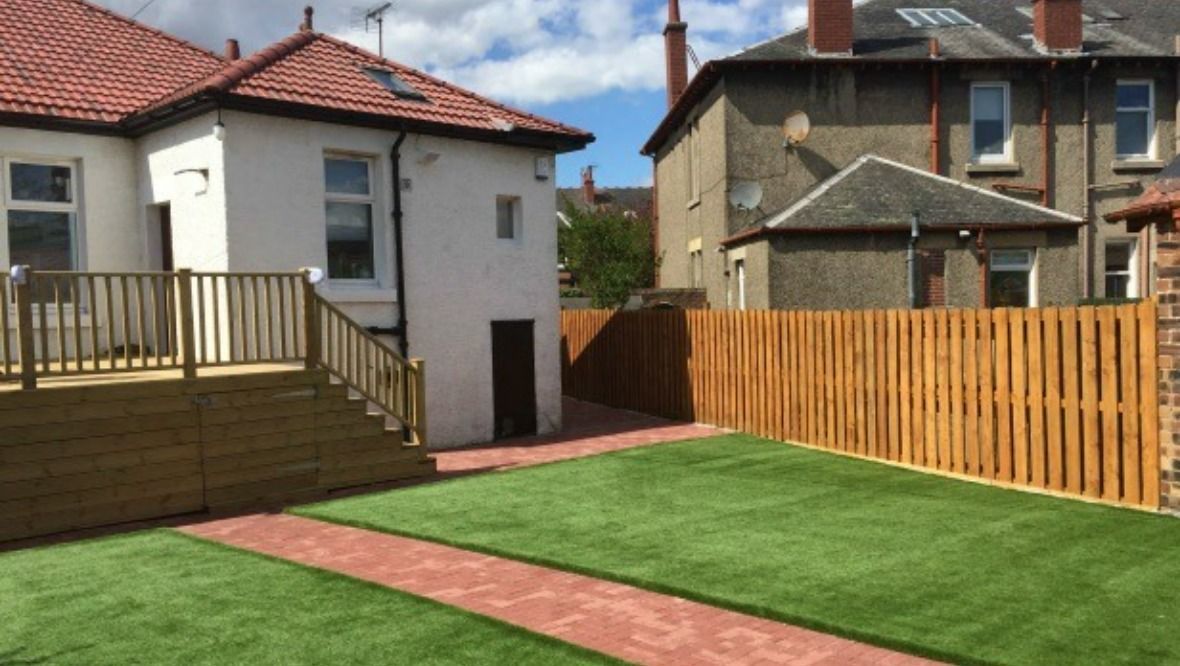 Resident loses fight to keep garden decking after privacy concerns