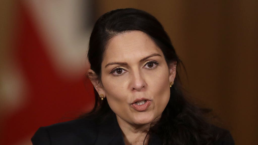 Priti Patel to meet French counterpart to discuss migrant crossings