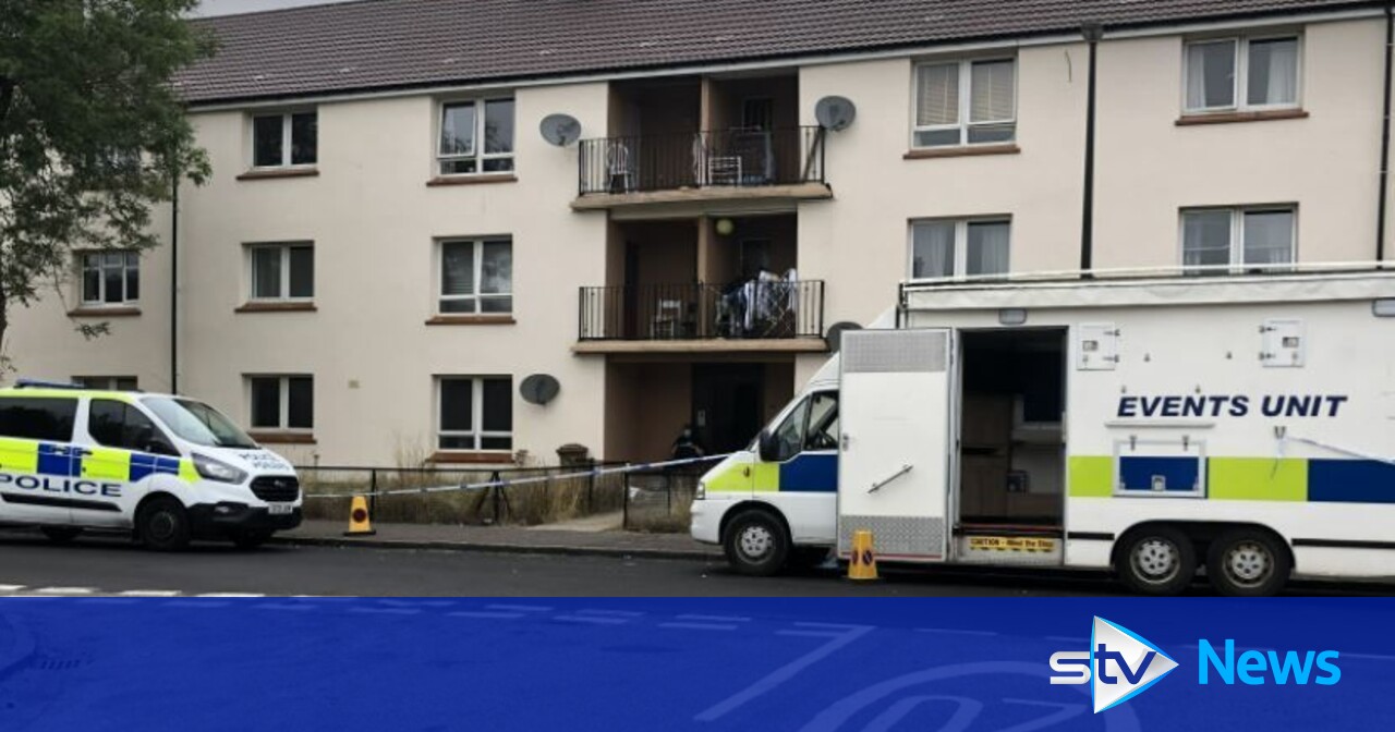Man dies at scene after being found badly injured in flat | STV News