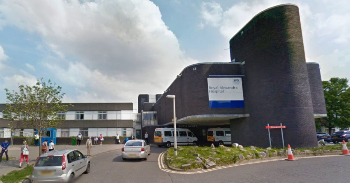Hospital ‘urgently’ restricts visiting after Covid-19 admissions rise