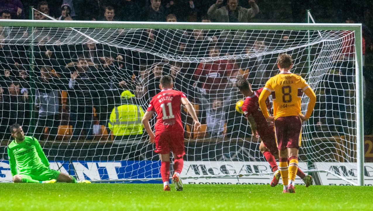 Brophy’s late brace earns St Mirren a point at Motherwell