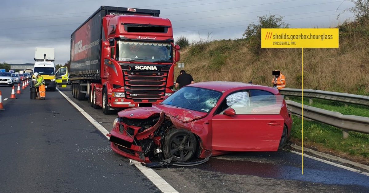 ‘Miraculously’ no serious injuries after BMW crashes on M90
