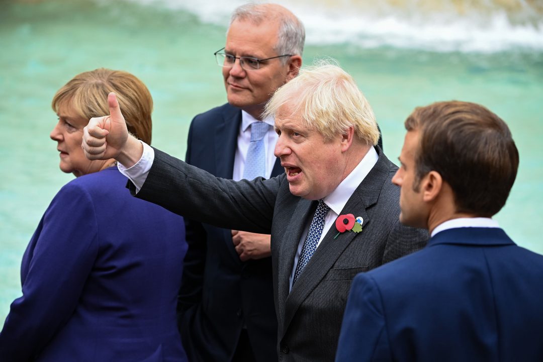 No 10 denies Johnson-Macron agreement to end fishing war