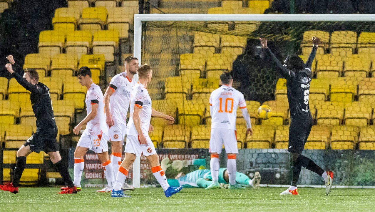 Livingston hold Dundee United after Williamson red card