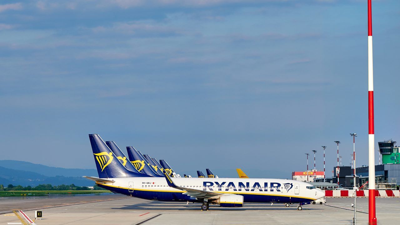 Ryanair commits to being first airline to return to Ukraine amid Russian invasion