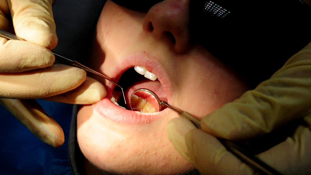 Removing coronavirus support ‘will decimate NHS dentists’