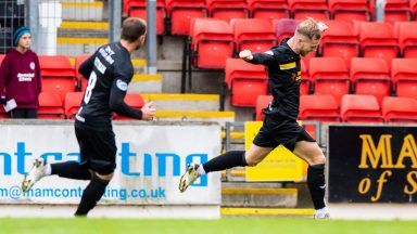St Johnstone 0-3 Livingston: Clinical display gives Livi crucial win