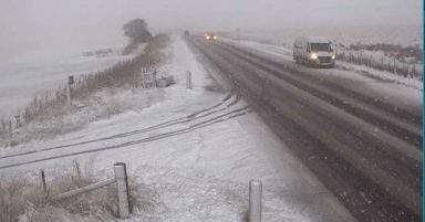 Storm Arwen: ‘Don’t use roads under any circumstances’