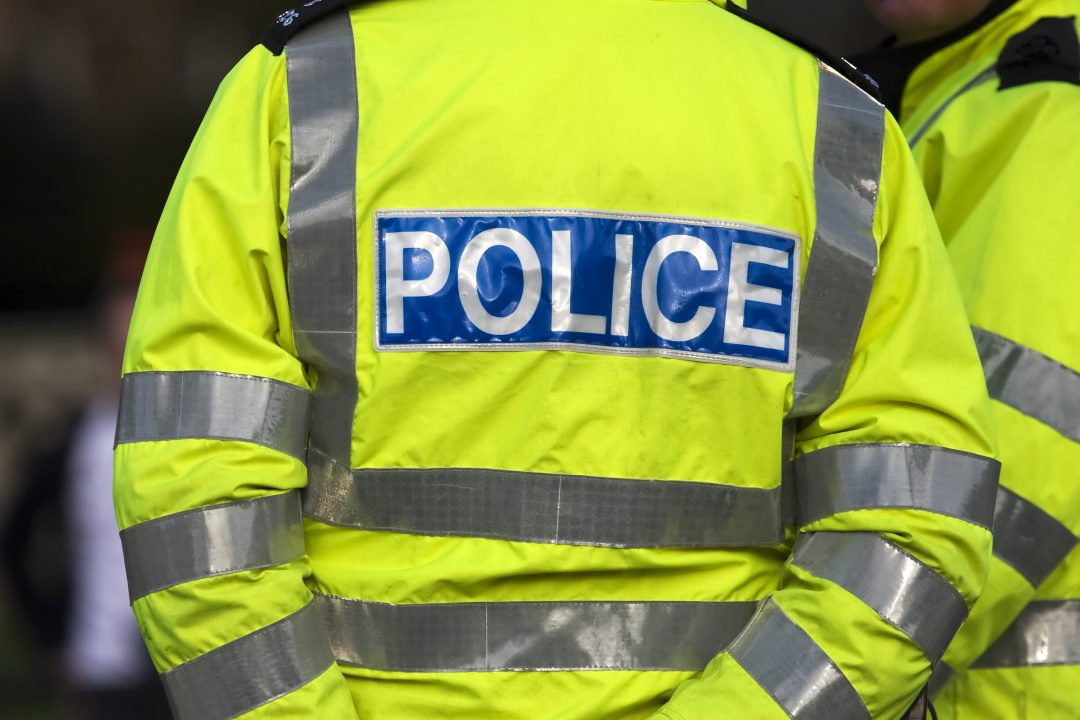 Teenager arrested following armed robbery bid in Fife