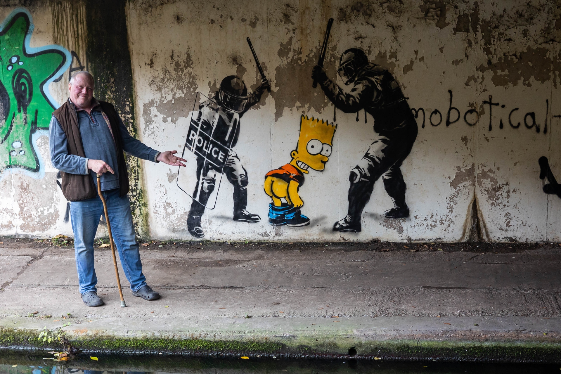 Terminally-ill Darrell was honoured with the mural after mooning a speed camera.