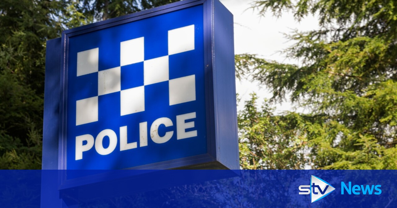 Serving Police Scotland officer sent indecent communications to child