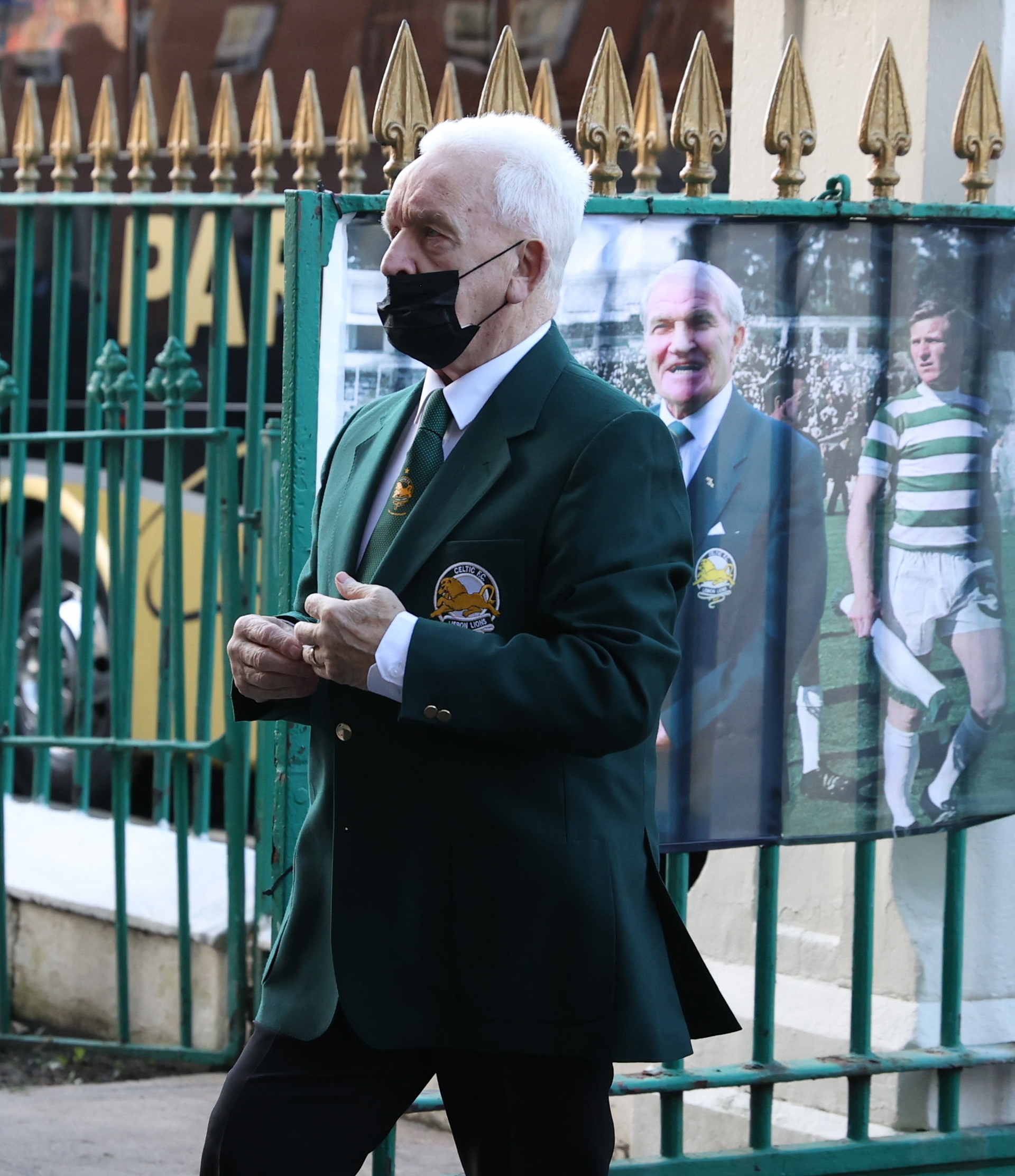 Lisbon Lion: John Clark paying respects to former teammate Bertie Auld