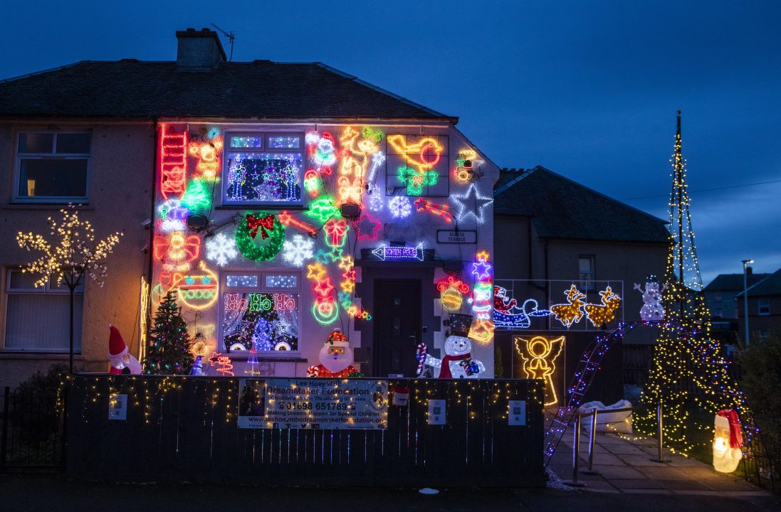 Dad spends thousands decorating house with 60,000 Christmas lights