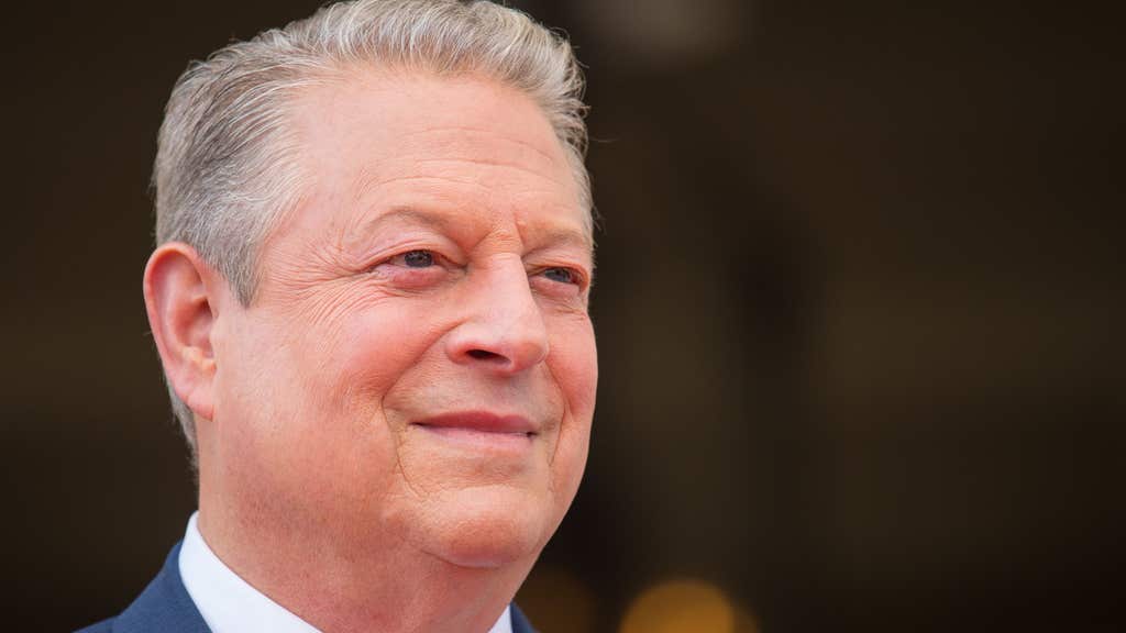 Al Gore praises young climate strikers in Glasgow