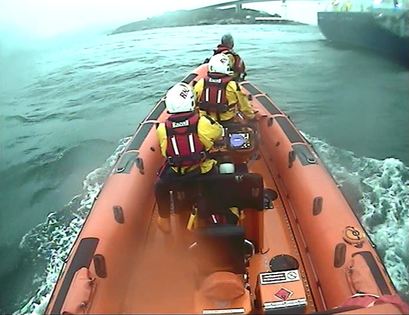 Kyle lifeboat responds to a cargo ship aground under the Skye Bridge.