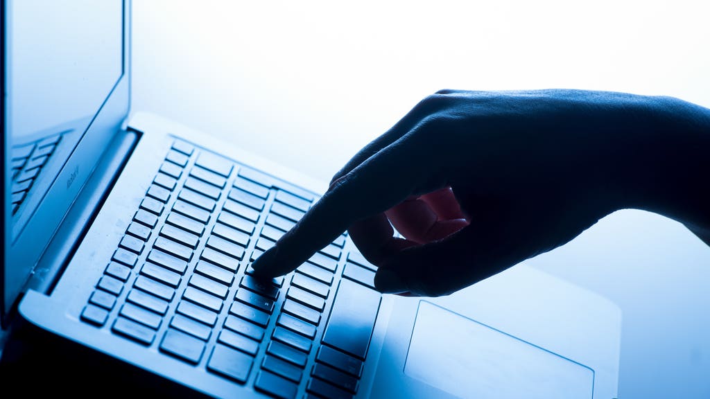 Scots urged to remain scam aware as FCA warns of rise in screen-share fraudsters