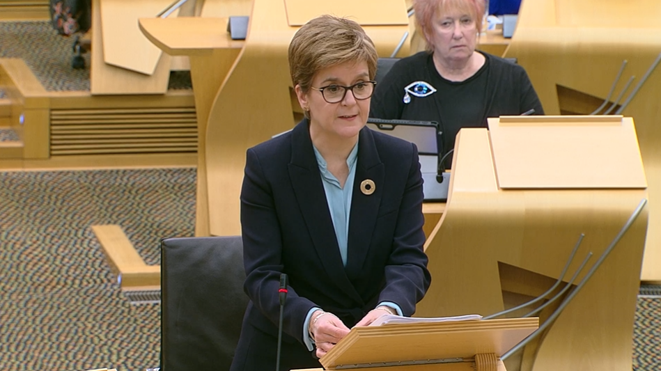 The First Minister said she will not encourage people with no military experience or training to go to Ukraine.