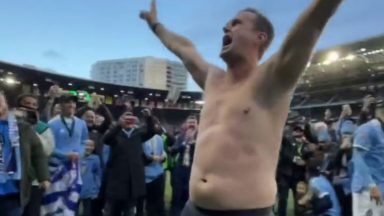 Former Celtic manager Ronny Deila keeps promise and strips on cup win