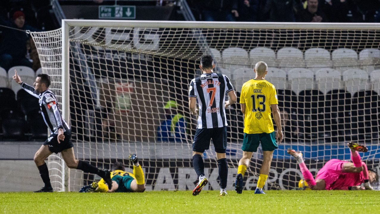 Shaughnessy’s late goal rescues draw for St Mirren against Hibs