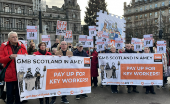 School cleaners urge ‘pay up for key workers’ in George Square rally