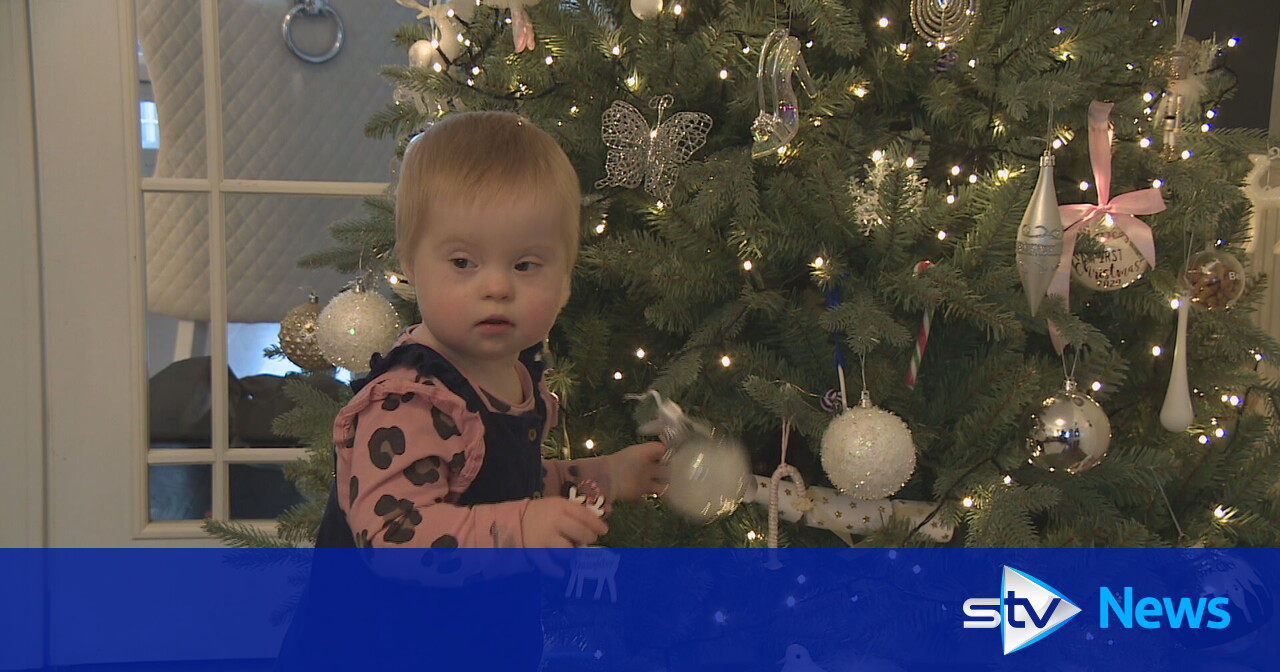 Tot who spent months in hospital with cancer gets home for Christmas ...