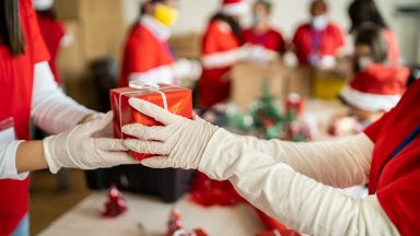 Meet the Scots who give up their Christmas to help others