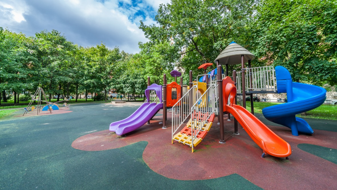 signs-to-be-put-up-in-parks-to-help-non-verbal-and-autistic-children