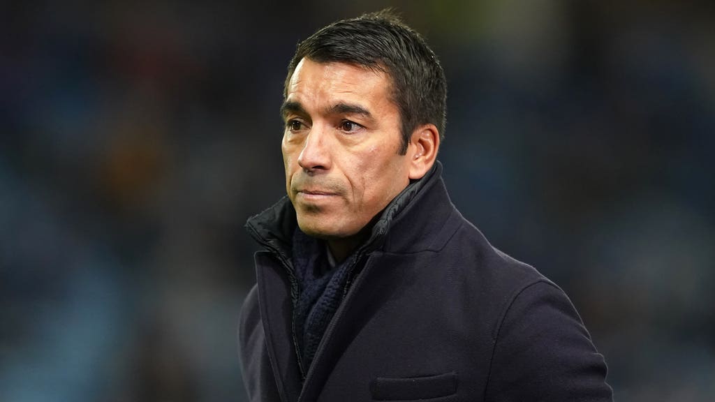 Van Bronckhorst aware of Dundee United threat as Rangers aim to continue form