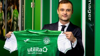 Former Celtic and Scotland forward Shaun Maloney named Hibs manager