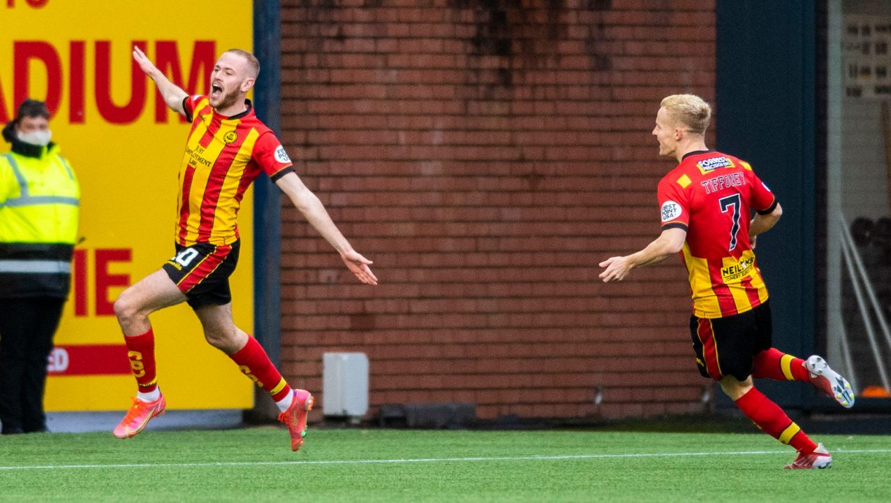 Dundee hope to sign Partick Thistle’s Zak Rudden during January