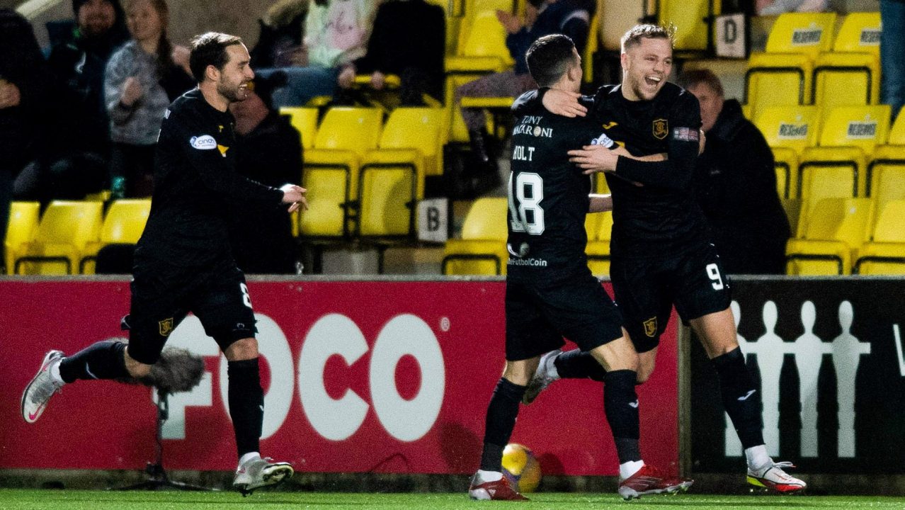 Anderson’s brace earns Livingston victory over Dundee
