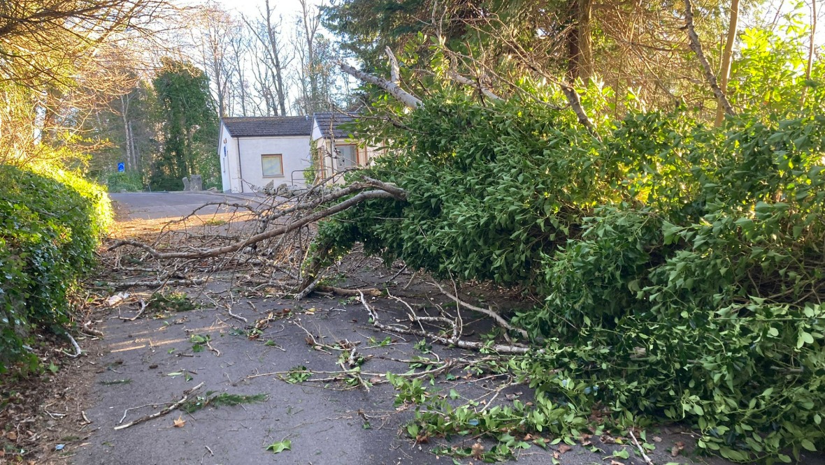  Aberdeenshire: Storm Malik is expected to ease off by Monday. 