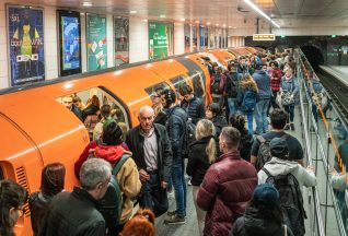 Glasgow Inner Circle subway services suspended due to train fault