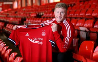 Former Rangers player Ross McCrorie signs contract with Aberdeen until 2026