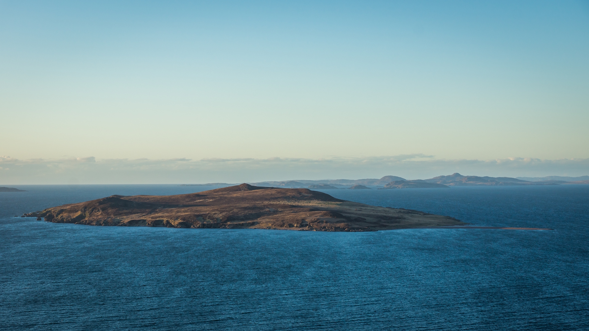 Una vista de la isla de Gruinard en la costa oeste de Escocia.