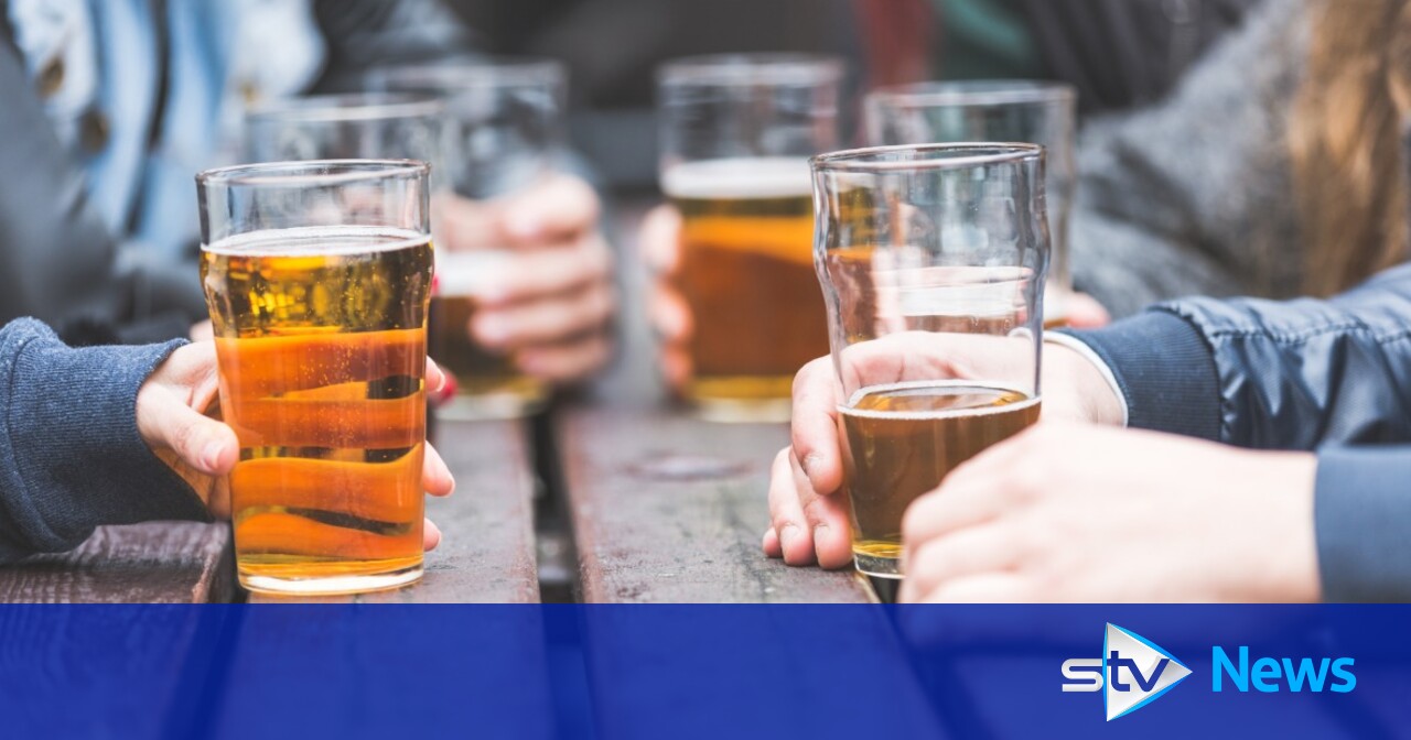 Glasgow bars can stay open extra hour in trial to boost late night economy